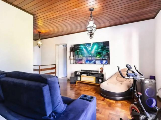 Casa / Sobrado para Venda em Porto Alegre/RS Vila Ipiranga 3 Quartos