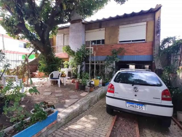 Casa / Sobrado para Venda em Porto Alegre/RS Vila Ipiranga 3 Quartos
