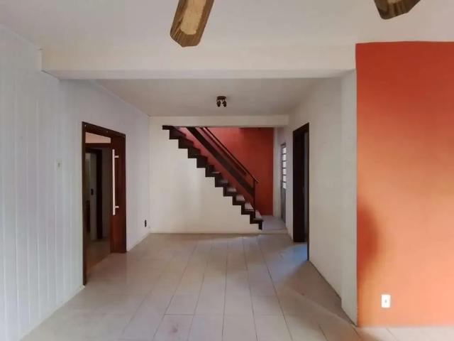 Casa / Sobrado para Venda em Porto Alegre/RS Vila Ipiranga 3 Quartos