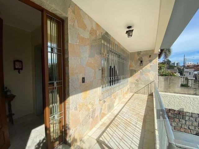 Casa / Sobrado para Venda em Porto Alegre/RS Vila Ipiranga 3 Quartos