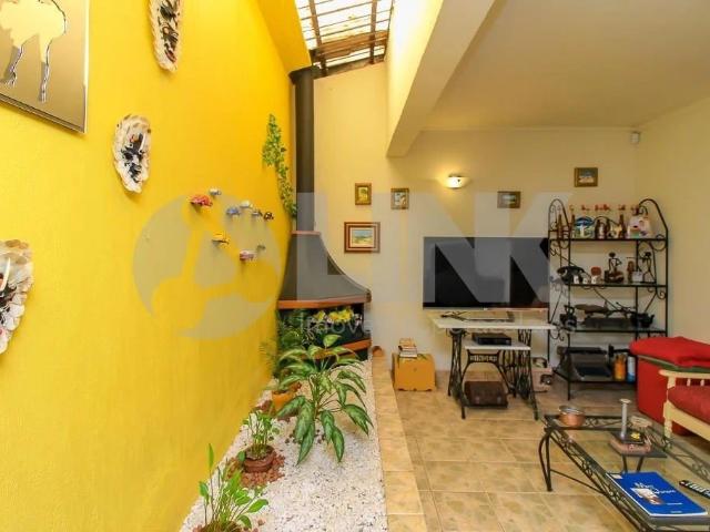 Casa / Sobrado para Venda em Porto Alegre/RS Vila Ipiranga 3 Quartos