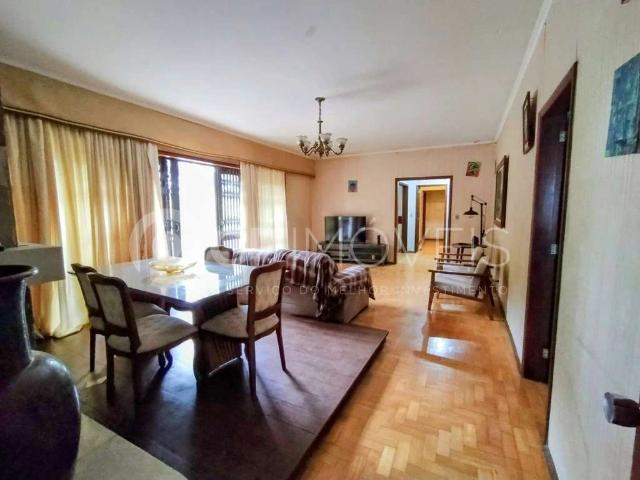 Casa / Sobrado para Venda em Porto Alegre/RS Vila Ipiranga 3 Quartos
