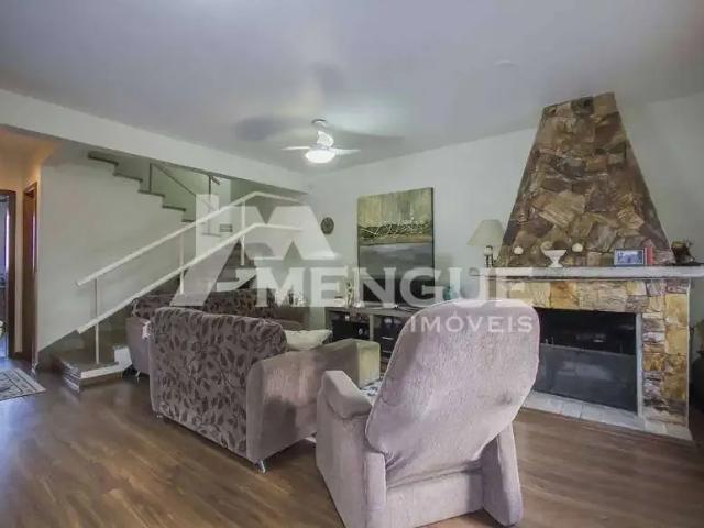 Casa / Sobrado para Venda em Porto Alegre/RS Vila Ipiranga 3 Quartos