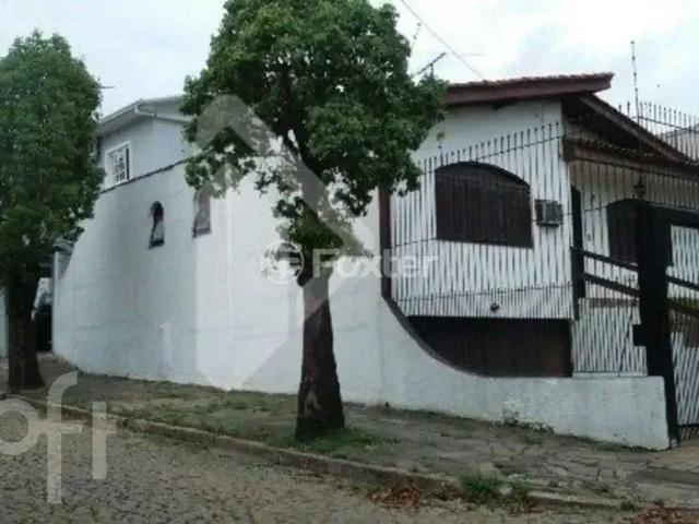 Casa / Sobrado para Venda em Porto Alegre/RS Vila Ipiranga 3 Quartos
