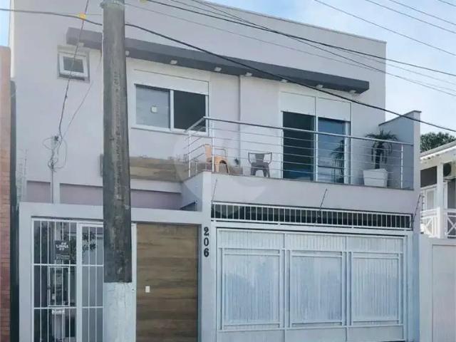 Casa / Sobrado para Venda em Porto Alegre/RS Vila Ipiranga 3 Quartos