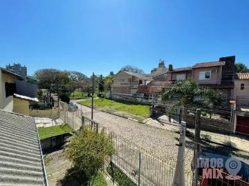 Casa / Sobrado para Venda em Porto Alegre/RS Vila Ipiranga 3 Quartos