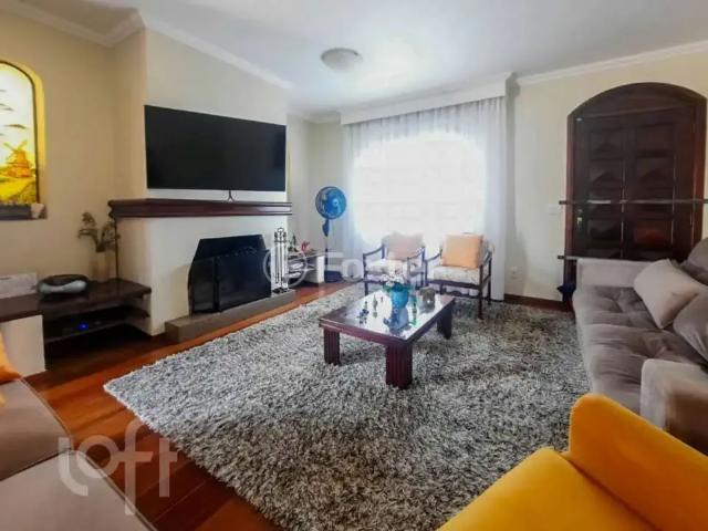 Casa / Sobrado para Venda em Porto Alegre/RS Vila Ipiranga 3 Quartos