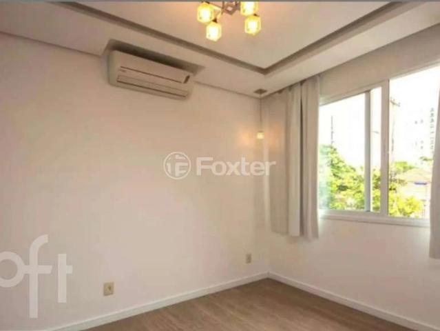 Casa / Sobrado para Venda em Porto Alegre/RS Vila Ipiranga 4 Quartos