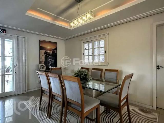 Casa / Sobrado para Venda em Porto Alegre/RS Vila Ipiranga 4 Quartos