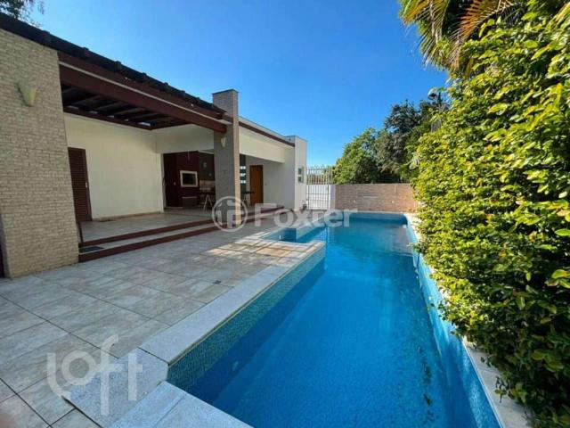 Casa / Sobrado para Venda em Porto Alegre/RS Vila Ipiranga 4 Quartos