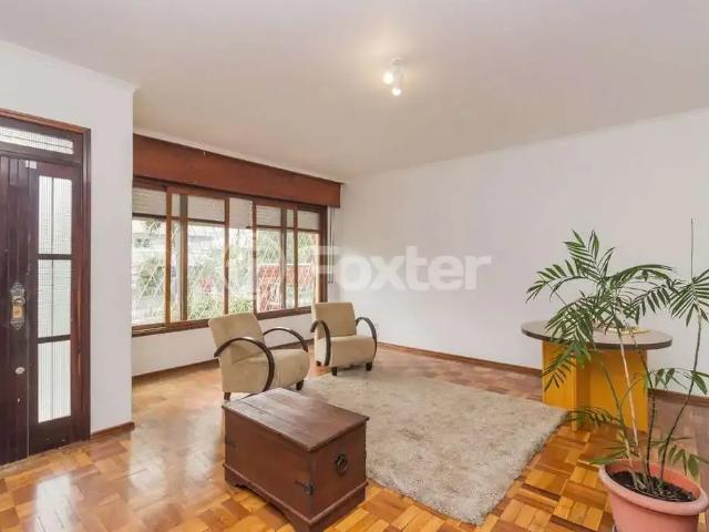 Casa / Sobrado para Venda em Porto Alegre/RS Vila Ipiranga 4 Quartos