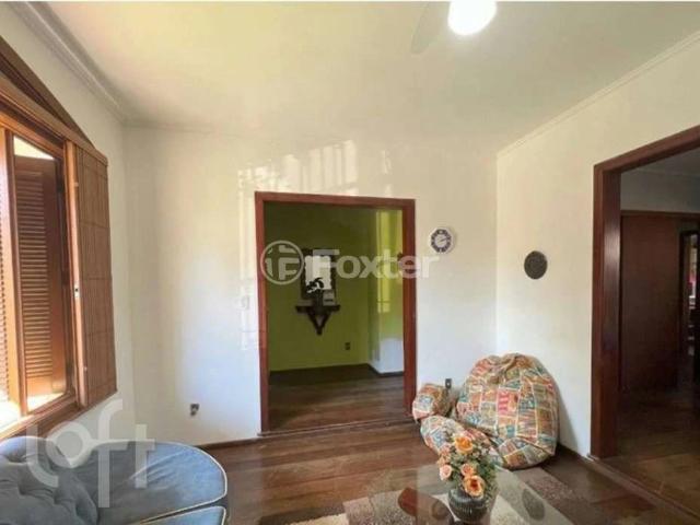 Casa / Sobrado para Venda em Porto Alegre/RS Vila Ipiranga 4 Quartos