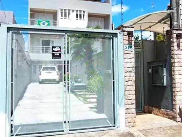 Casa / Sobrado para Venda em Porto Alegre/RS Vila Ipiranga 4 Quartos