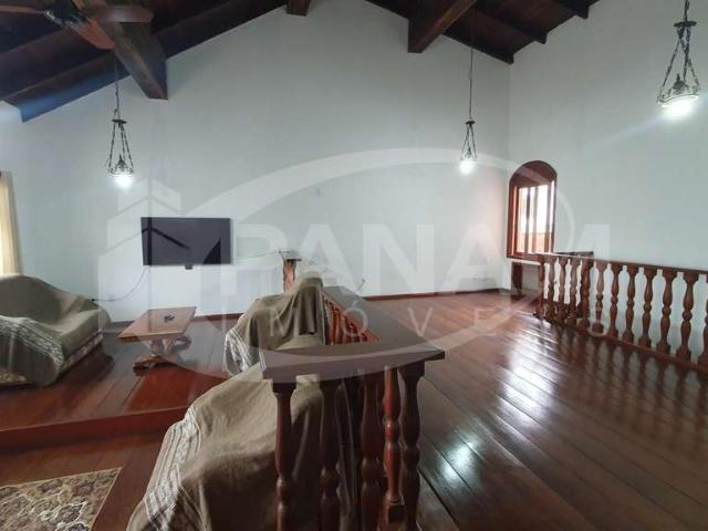 Casa / Sobrado para Venda em Porto Alegre/RS Vila Ipiranga 4 Quartos