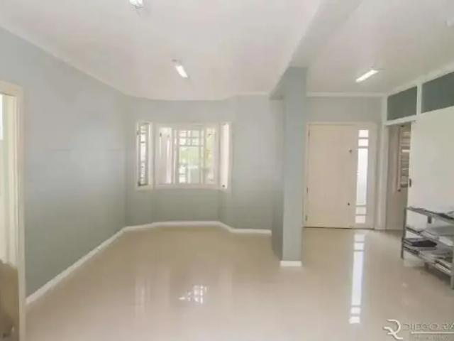 Casa / Sobrado para Venda em Porto Alegre/RS Vila Ipiranga 4 Quartos