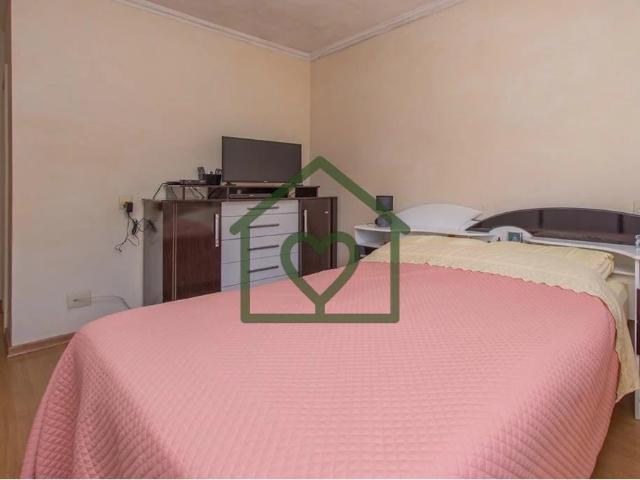 Casa / Sobrado para Venda em Porto Alegre/RS Vila Ipiranga 5 Quartos