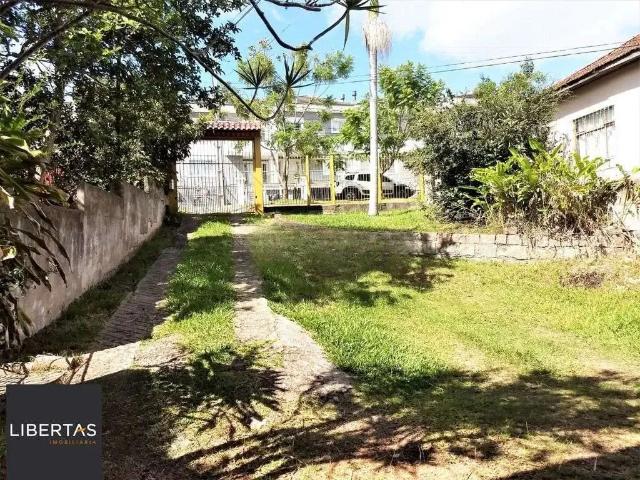 Casa / Sobrado para Venda em Porto Alegre/RS Vila Jardim 4 Quartos