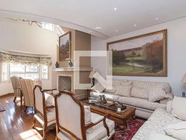 Casa / Sobrado para Venda em Porto Alegre/RS Vila Jardim 4 Quartos