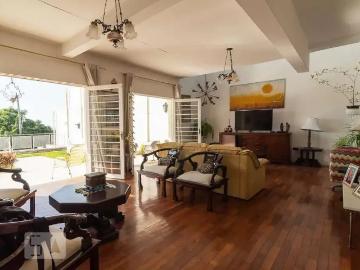 Casa / Sobrado para Venda em Porto Alegre/RS Vila Jardim 5 Quartos