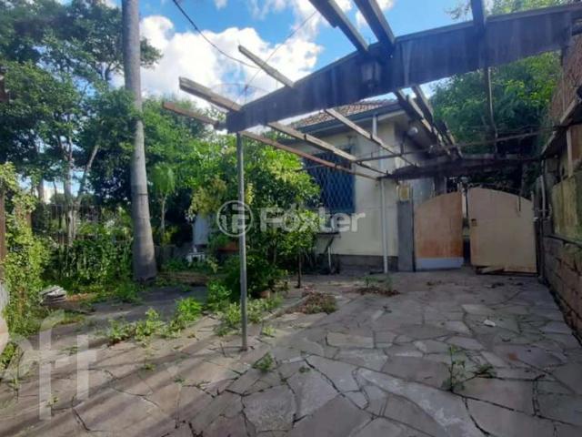 Casa / Sobrado para Venda em Porto Alegre/RS Vila Jardim 2 Quartos