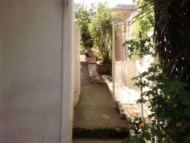 Casa / Sobrado para Venda em Porto Alegre/RS Vila Jardim 2 Quartos