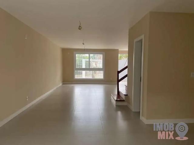 Casa / Sobrado para Venda em Porto Alegre/RS Vila Jardim 3 Quartos