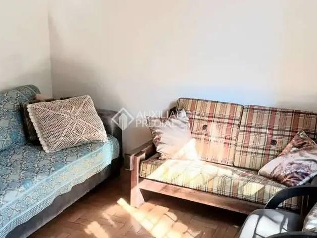 Casa / Sobrado para Venda em Porto Alegre/RS Vila Jardim 3 Quartos