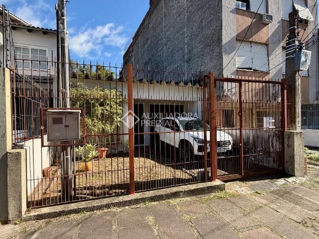 Casa / Sobrado para Venda em Porto Alegre/RS Vila João Pessoa 2 Quartos