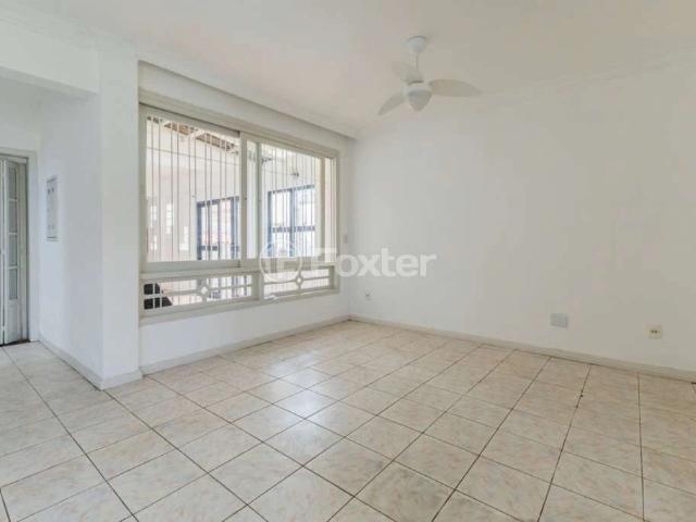 Casa / Sobrado para Venda em Porto Alegre/RS Vila João Pessoa 3 Quartos