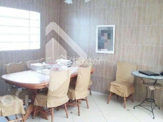 Casa / Sobrado para Venda em Porto Alegre/RS Vila João Pessoa 3 Quartos