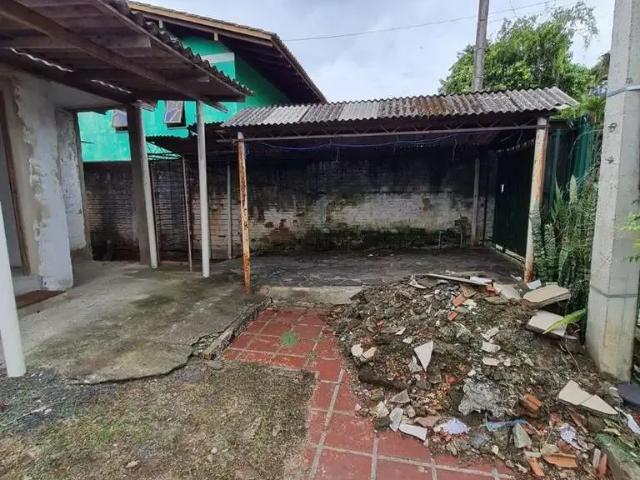 Casa / Sobrado para Venda em Porto Alegre/RS Vila João Pessoa 3 Quartos