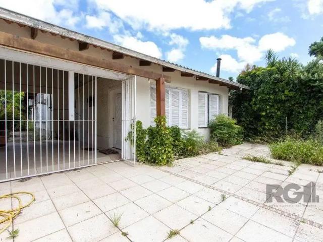 Casa / Sobrado para Venda em Porto Alegre/RS Aberta dos Morros 5 Quartos