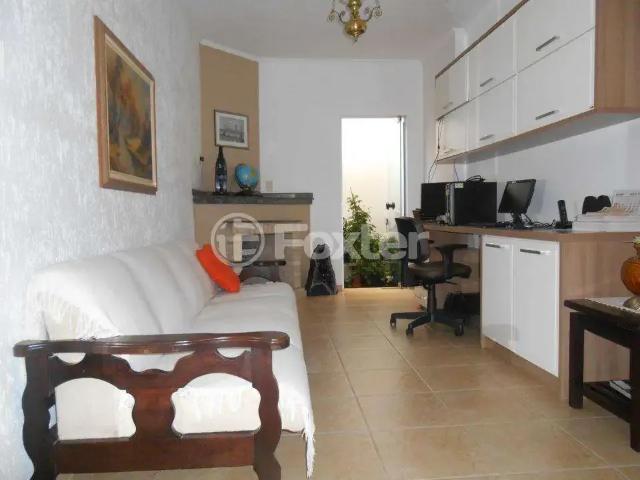 Casa / Sobrado para Venda em Porto Alegre/RS Agronomia 4 Quartos