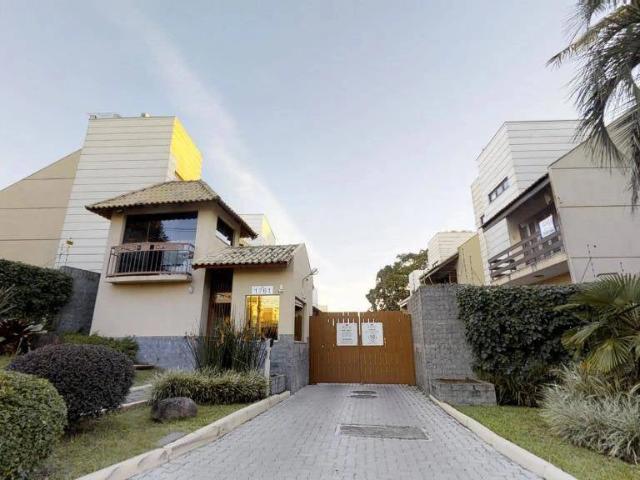 Casa / Sobrado para Venda em Porto Alegre/RS Agronomia 4 Quartos
