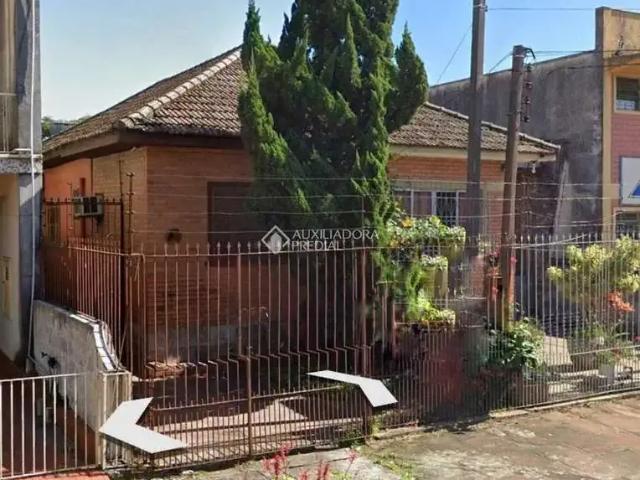 Casa / Sobrado para Venda em Porto Alegre/RS Anchieta 2 Quartos