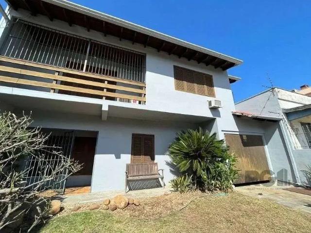 Casa / Sobrado para Venda em Porto Alegre/RS Anchieta 3 Quartos