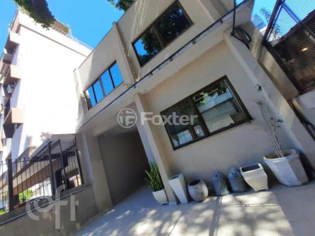 Casa / Sobrado para Venda em Porto Alegre/RS Auxiliadora 5 Quartos