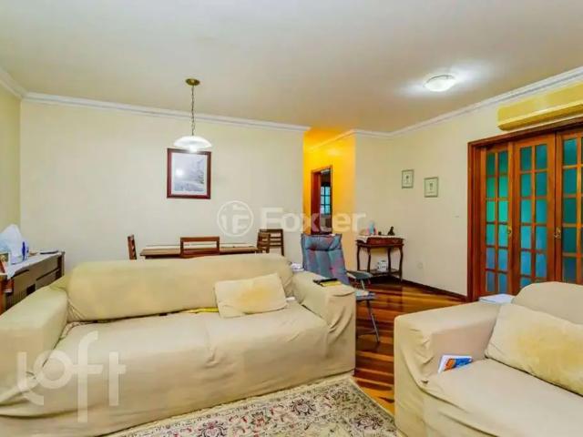 Casa / Sobrado para Venda em Porto Alegre/RS Auxiliadora 2 Quartos
