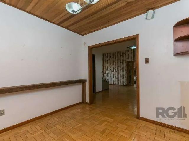 Casa / Sobrado para Venda em Porto Alegre/RS Auxiliadora 3 Quartos