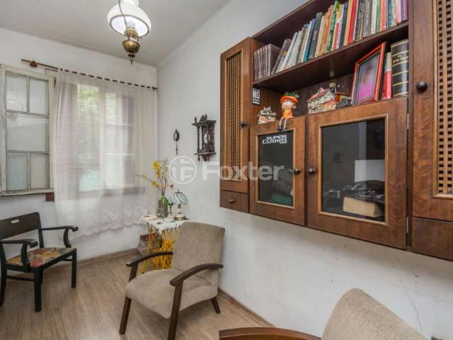 Casa / Sobrado para Venda em Porto Alegre/RS Azenha 3 Quartos