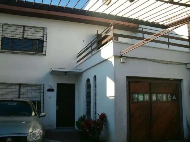 Casa / Sobrado para Venda em Porto Alegre/RS Azenha 3 Quartos