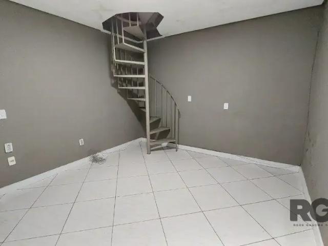 Casa / Sobrado para Venda em Porto Alegre/RS Azenha 3 Quartos