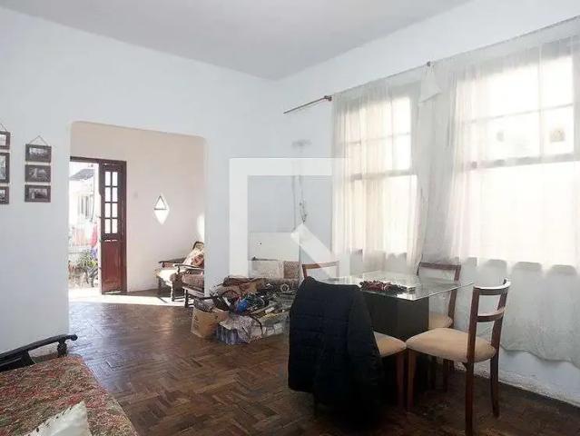 Casa / Sobrado para Venda em Porto Alegre/RS Azenha 3 Quartos