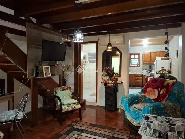 Casa / Sobrado para Venda em Porto Alegre/RS Azenha 2 Quartos