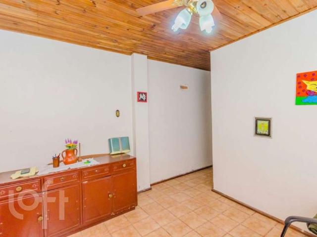 Casa / Sobrado para Venda em Porto Alegre/RS Azenha 2 Quartos