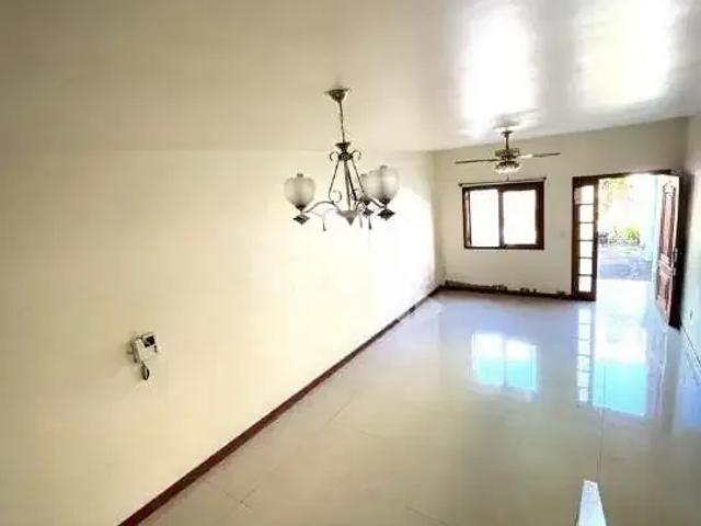Casa / Sobrado para Venda em Porto Alegre/RS Azenha 4 Quartos