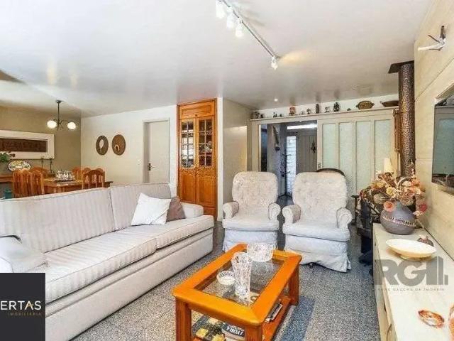 Casa / Sobrado para Venda em Porto Alegre/RS Azenha 4 Quartos