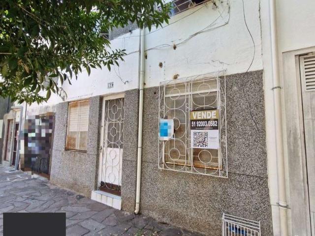 Casa / Sobrado para Venda em Porto Alegre/RS Azenha 4 Quartos