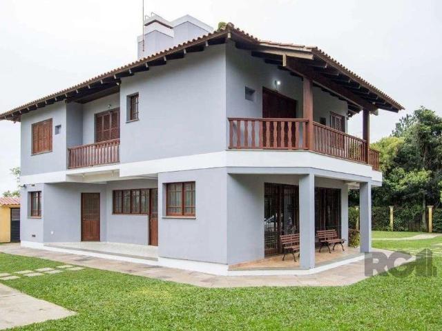 Casa / Sobrado para Venda em Porto Alegre/RS Belém Velho 6 Quartos