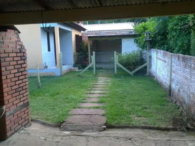 Casa / Sobrado para Venda em Porto Alegre/RS Belém Velho 2 Quartos